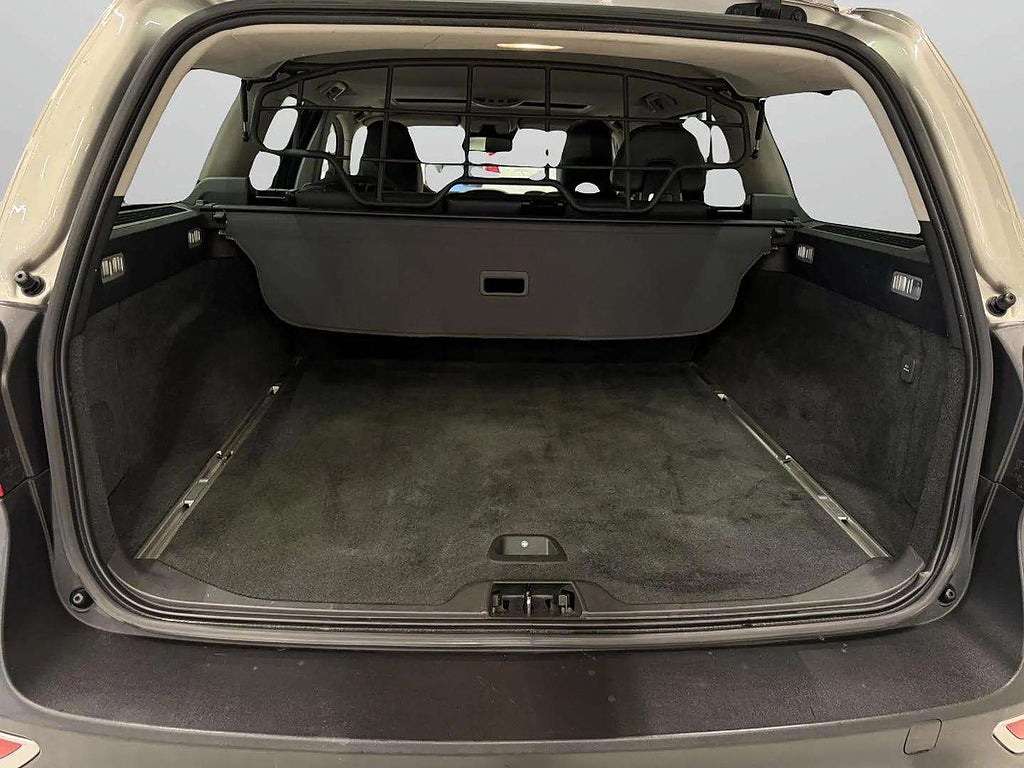 Volvo XC70 D5 AWD Geartronic Summum 2 Ägare - miniatyr 16