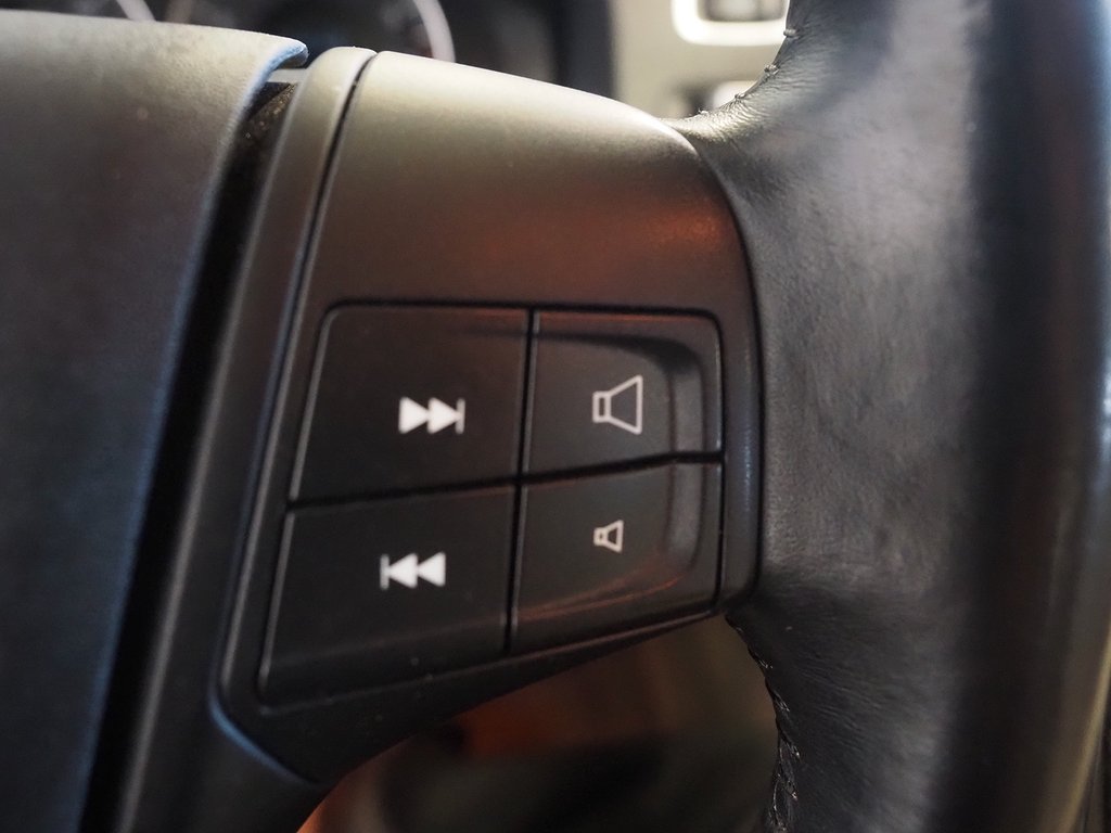 Volvo S60 T3 Kinetic 150hk | Låga mil | 2012