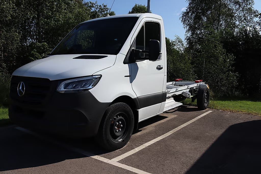 Mercedes-Benz eSprinter 420 Chassi 113 kWh Lagerbil 