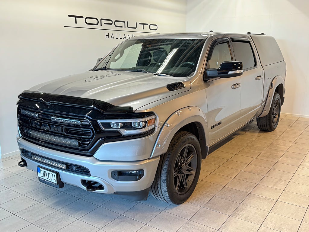 Dodge RAM Crew Cab 5.7 V8 HEMI 4x4 401hk |Moms|Kåpa|Limited 