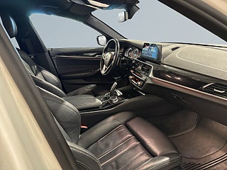 BMW 520d xDrive Touring Drag Kamera Skinn Dvärm S/V-hjul – bild 10