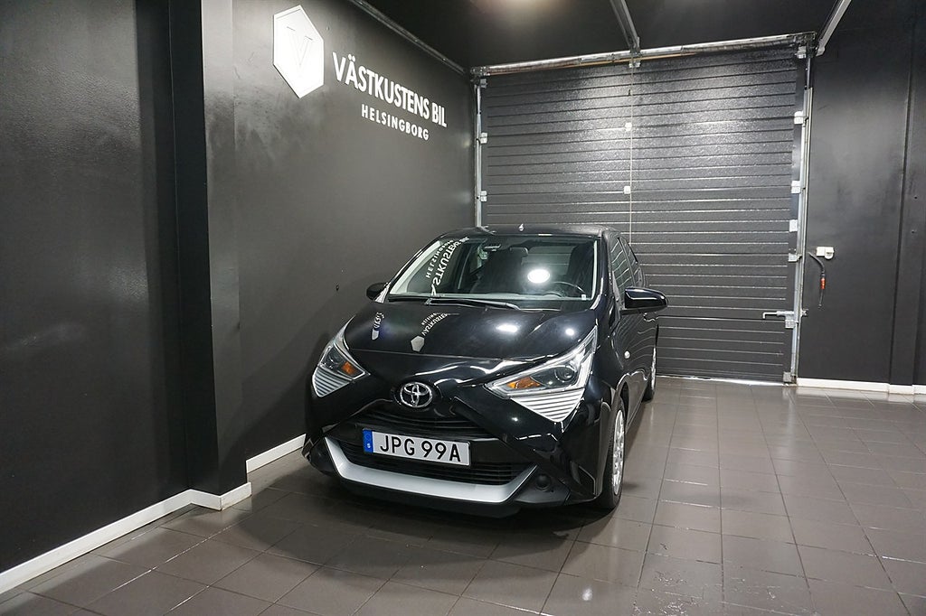 Toyota Aygo 5-dörrar 1.0 VVT-i X-PLAY, 1Ägare, B-Kam, Carplay, Lane Assist 7