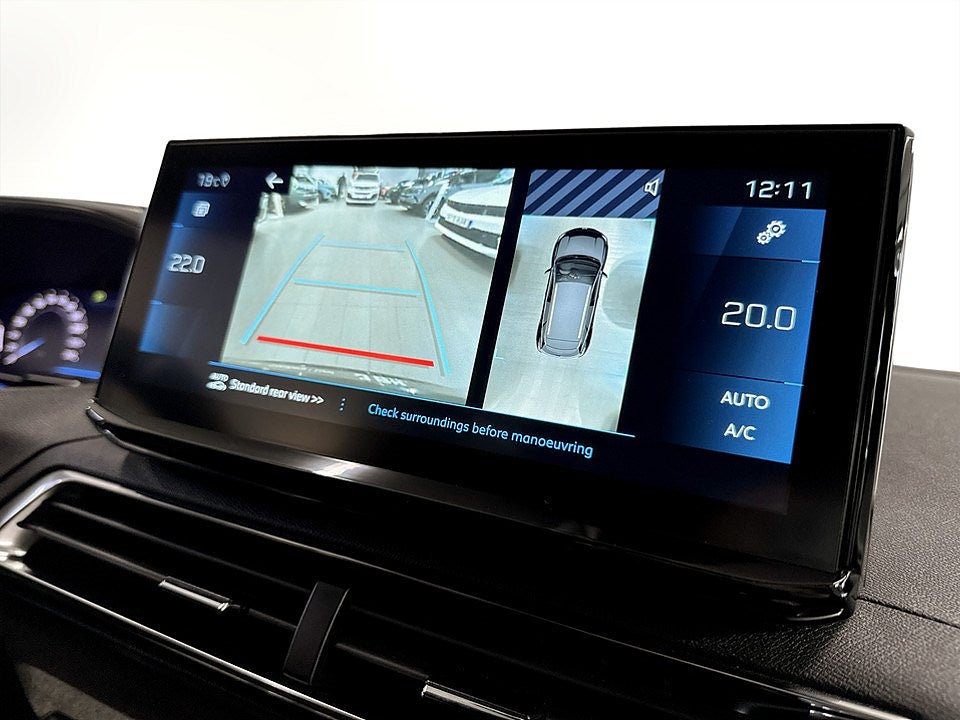 Bild på Peugeot 3008 GT Black Pack 1.2 PT 130hk Aut - B-KAMERA, CARPLAY