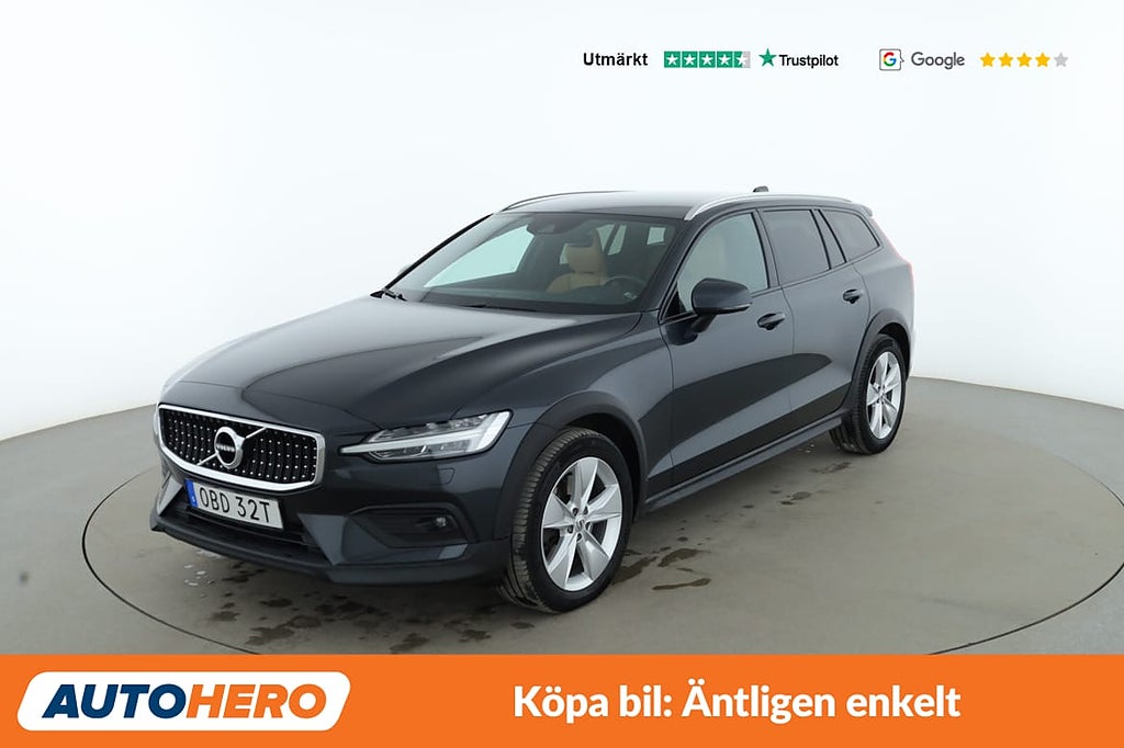 Volvo V60 Cross Country Advanced AWD / VOC, Värmare, Drag...