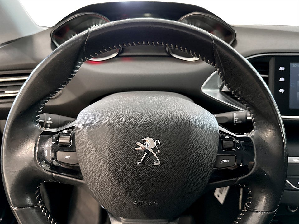 Bild på Peugeot 308 5D Active 1.6 HDi 92hk BACKSENSORER