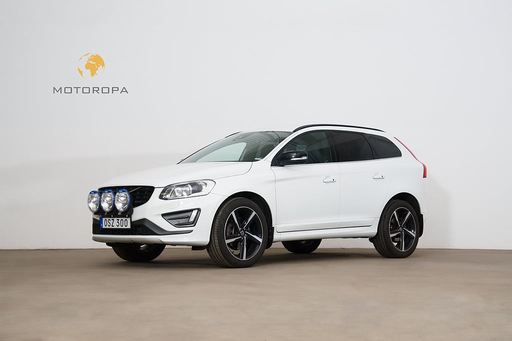 Volvo XC60 D5 AWD Black R-Design / Drag / Värmare 