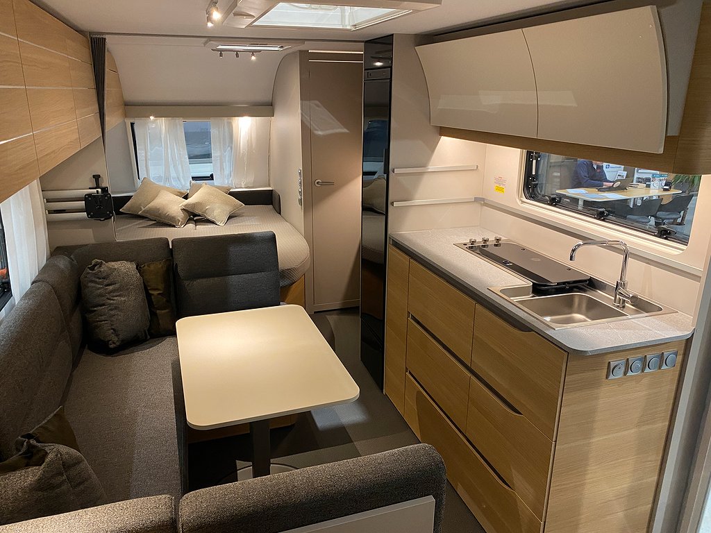 Adria Adora 613 PK / Barnkammar / Pluspaket / 2995kr / mån - Adria