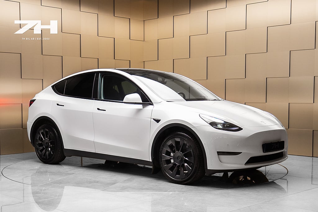 Tesla Model Y Long Range AWD Long Range / Ryzen™ / Pano / Värmepump