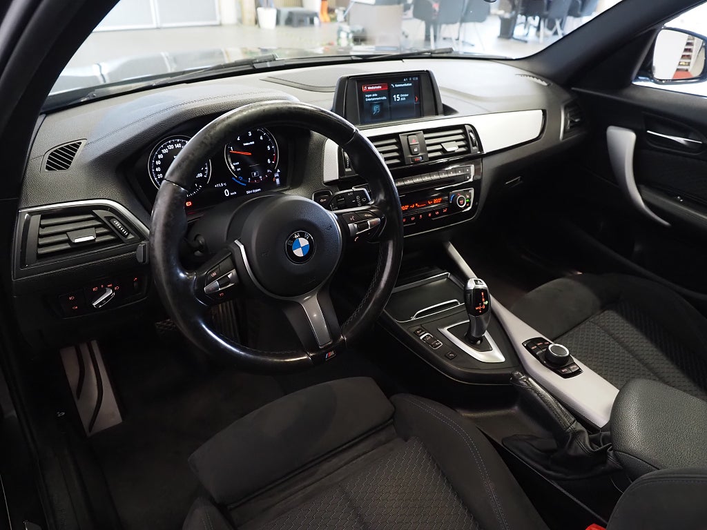 BMW 120d xDrive 5-d Steptronic M Sport Taklucka Drag P-Sensorer