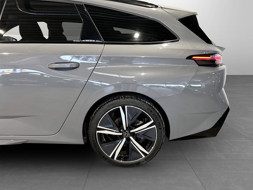 Bild på Peugeot 308 SW GT 1.2 PT 130hk Aut 360-KAMERA EL-BAKLUCKA 