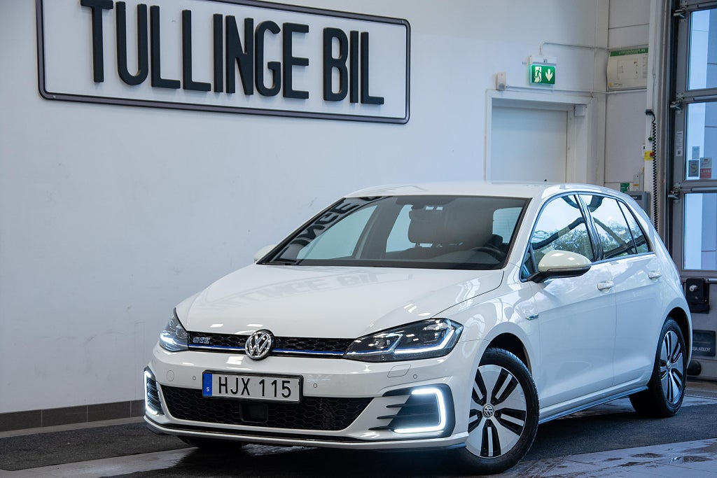 Volkswagen Golf GTE 1.4 TSI DSG 204HK B-Kamera Värm Drag LÅGMIL 3.45%