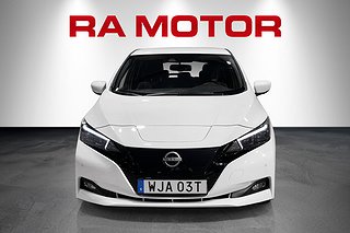 Halvkombi Nissan Leaf 2 av 23