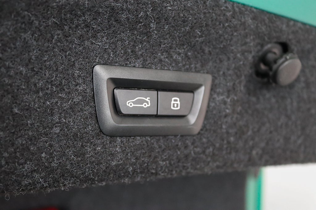 BMW M4 Competition xDrive Innovation M-Driver's Keramiska