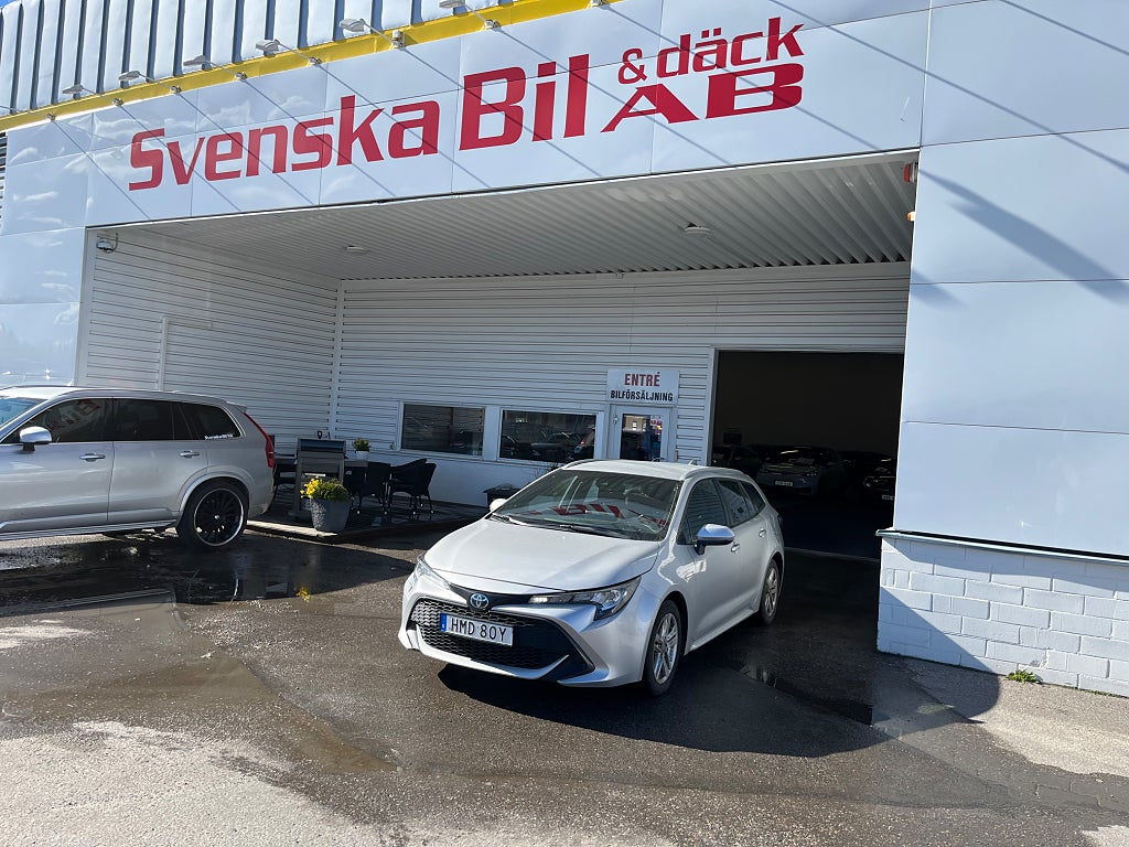 Toyota Corolla Touring Sports Hybrid e-AUT Active (2.99% Ränta)