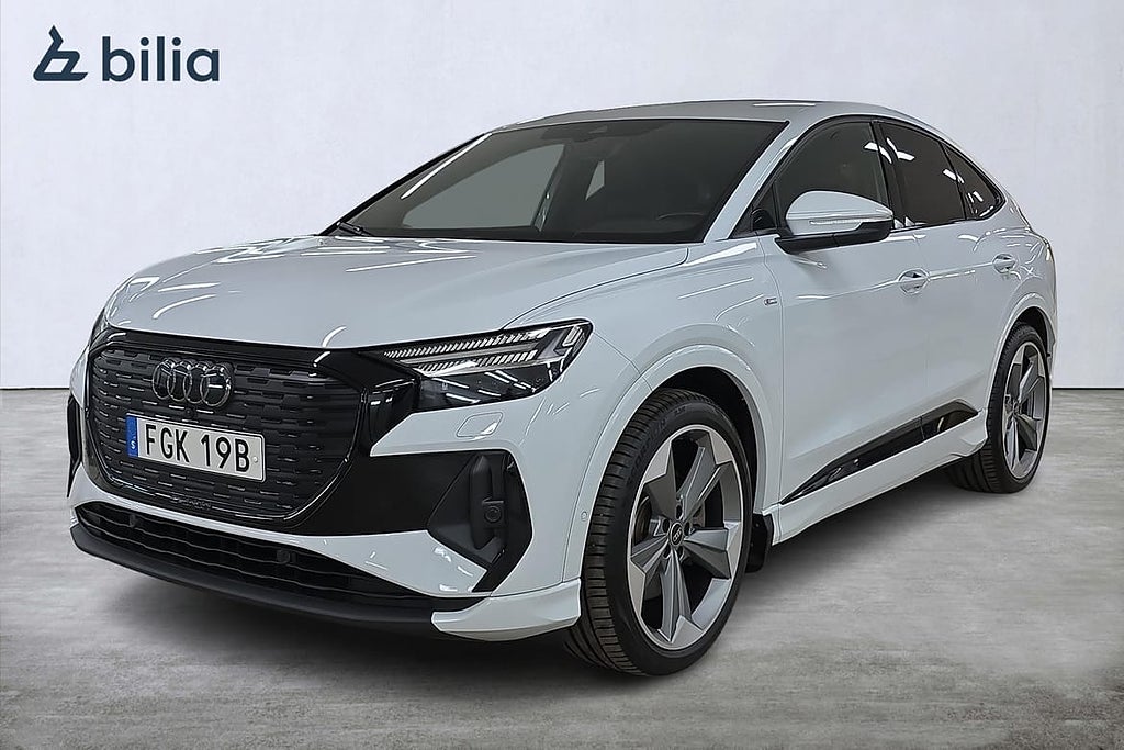 Audi Q4 50 Sportback e-tron quattro Dragkrok/S line/Sonos/Svart optikpak