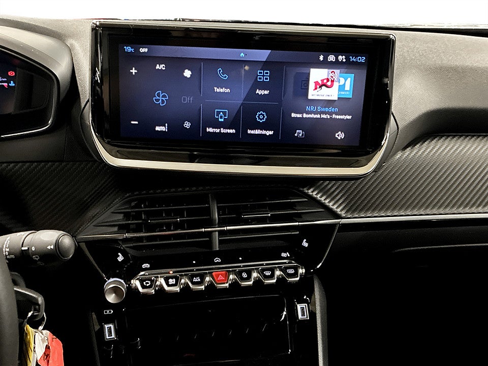 Bild på Peugeot 2008 Allure 1.2 PT 130hk Aut B-KAMERA CARPLAY