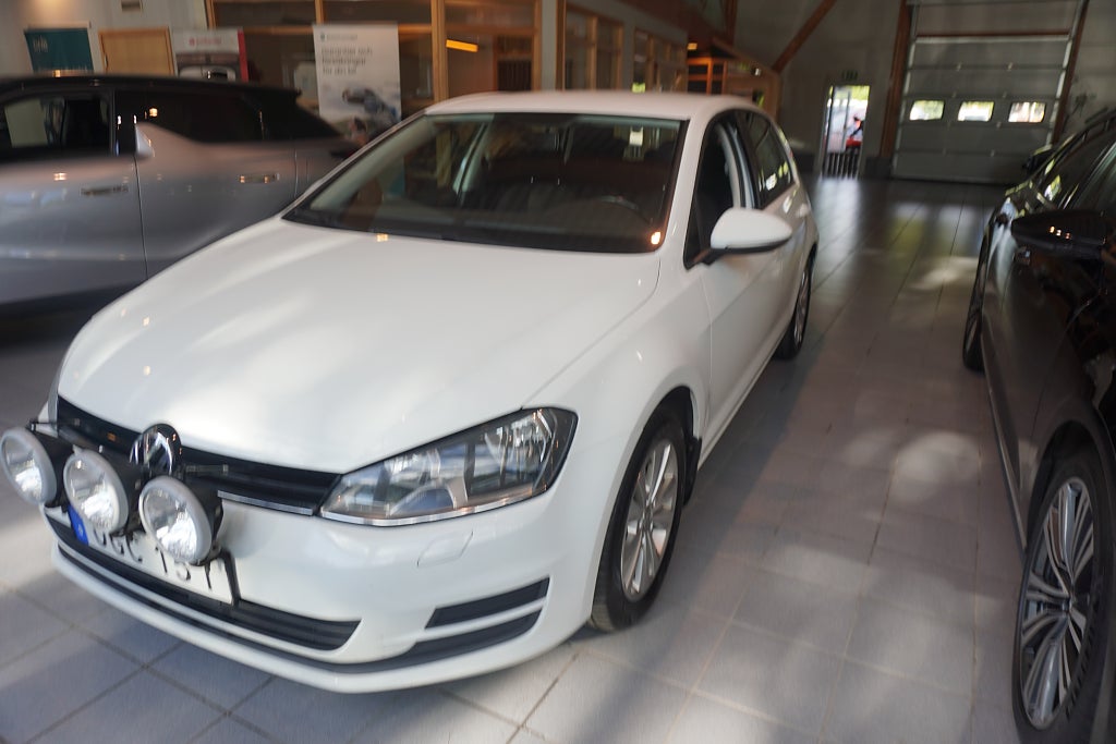 Volkswagen Golf 5-dörrar 1.6 TDI DPF BMT 4Motion Base Euro 6