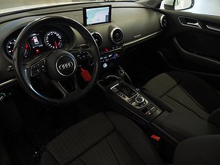 Halvkombi Audi A3 16 av 25