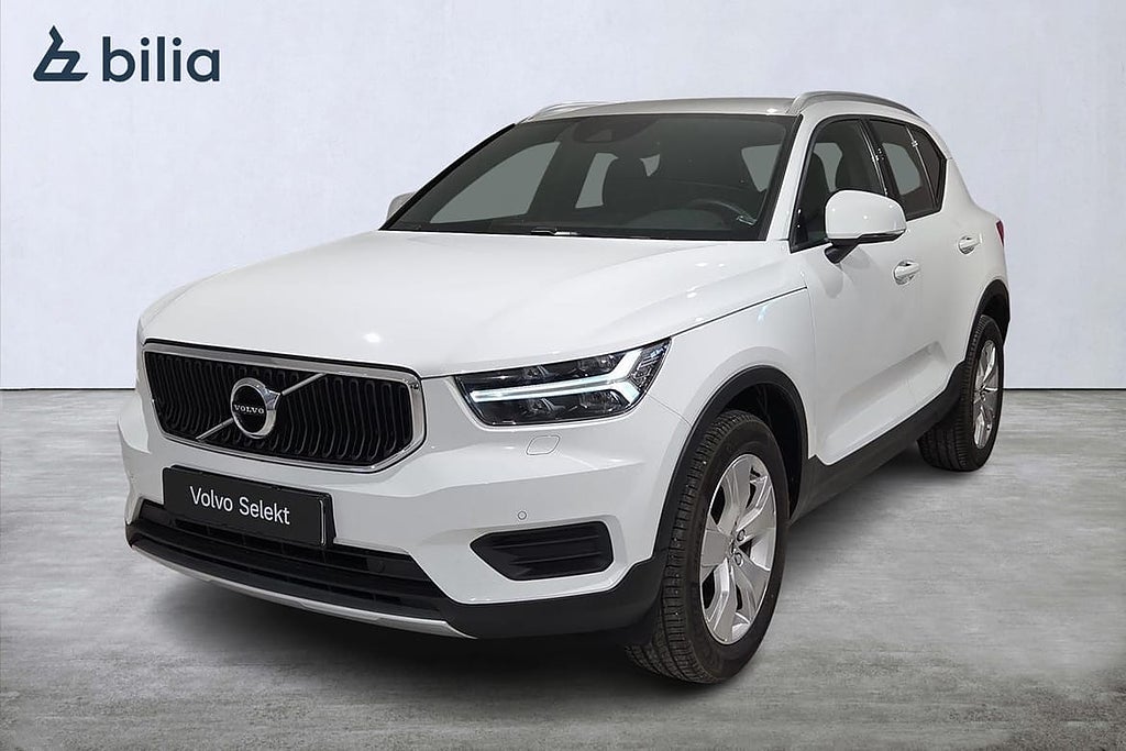 Volvo XC40 T2 FWD Momentum Advanced