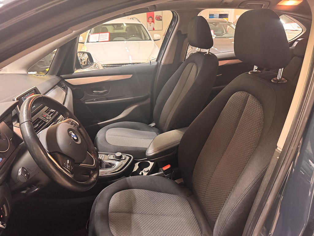 BMW 218 2015 - miniatyr 12