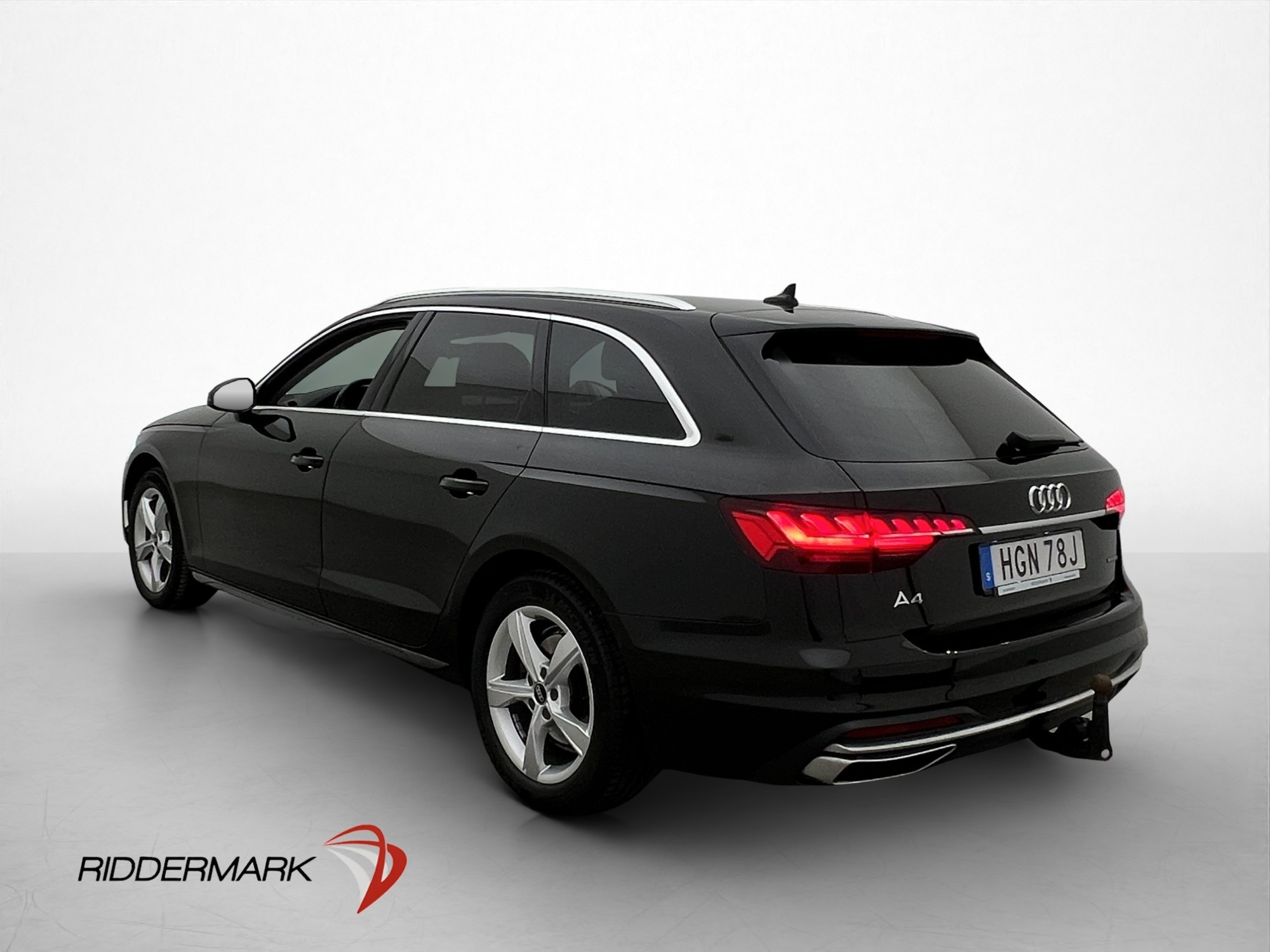 Audi A4 2022, bild 5/64