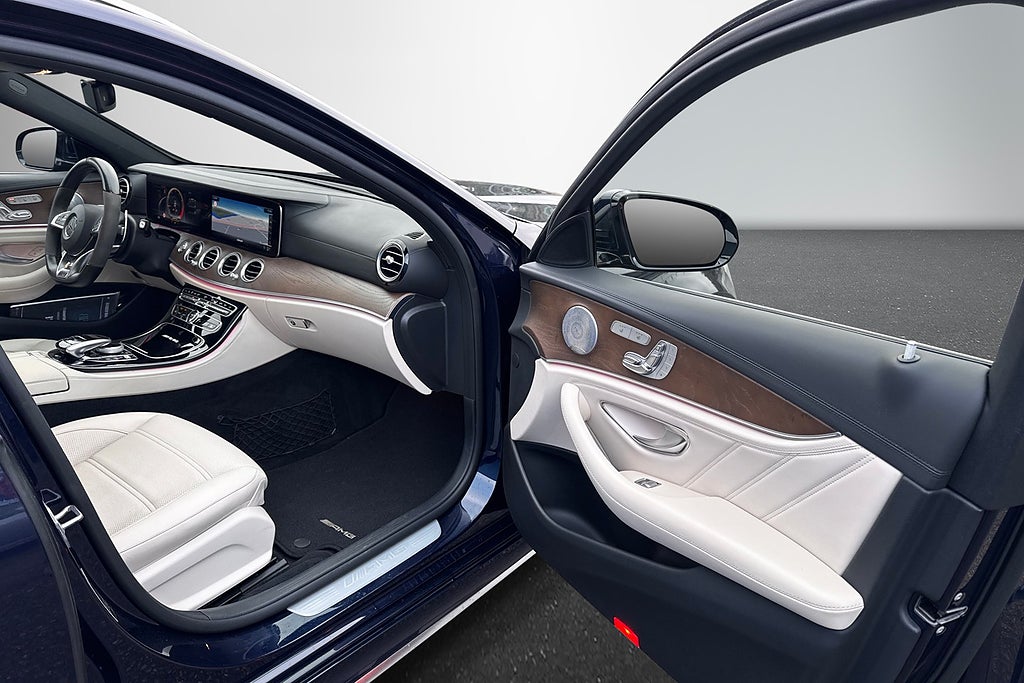Mercedes-Benz E 63 S T 4MATIC+ AMG 612HK SVENSKSÅLD PANORAMA DRAGKROK 2018, bild 30