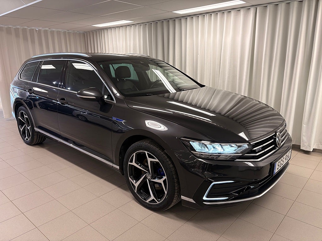 Volkswagen Passat Sportscombi GTE 1.4 TSI "SE SPEC"