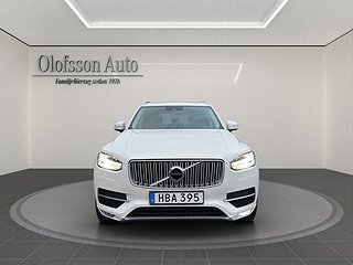 SUV Volvo XC90 2 av 16