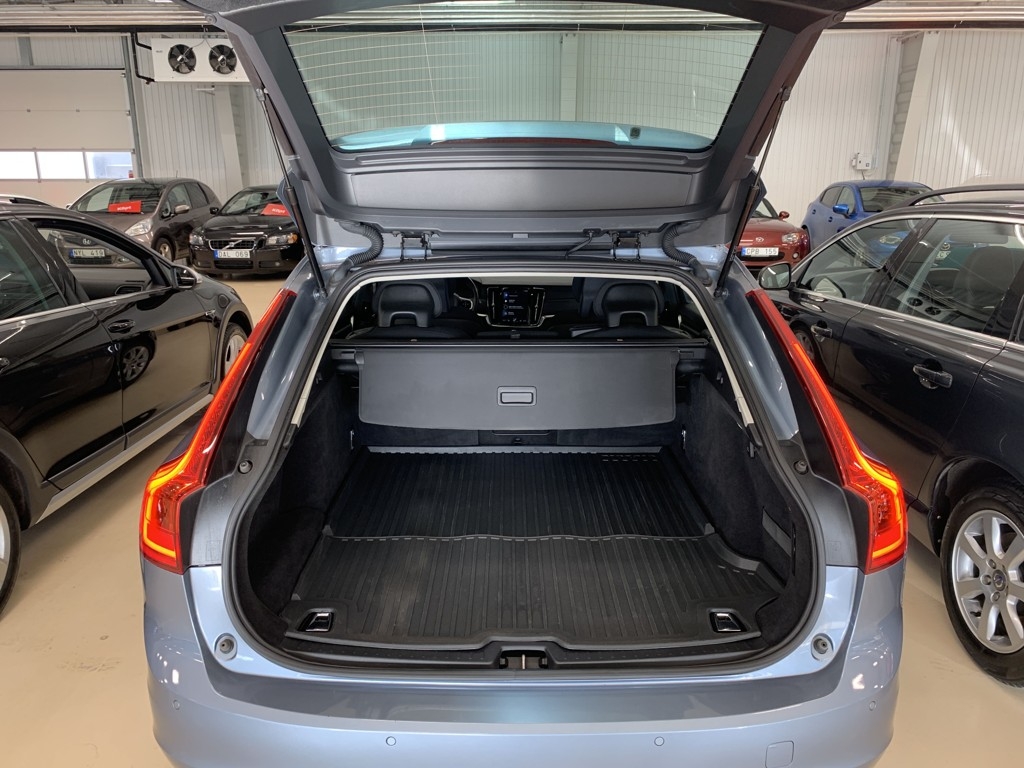 Volvo V90 D4 Momentum AUT 190 hk 2018, bild 5/40