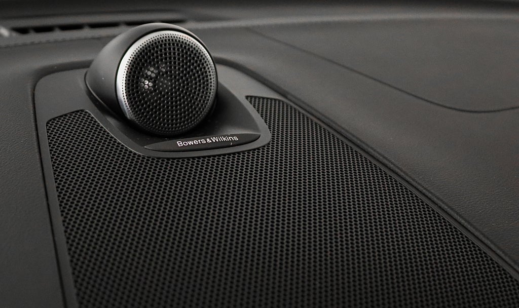 Volvo XC60 II Recharge T8 AWD R-Design Polestar Pano B&W HuD