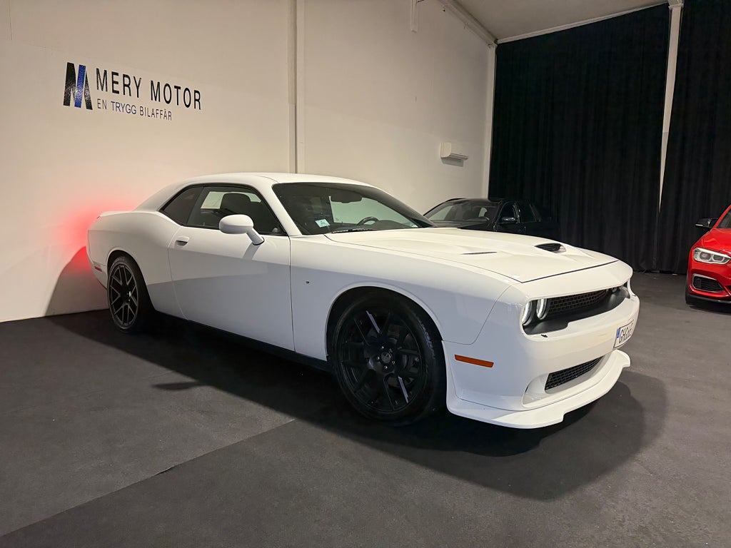 Dodge Challenger bild 2