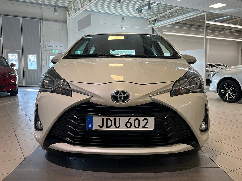 Toyota Yaris Ränta 4,99% | 5-Dörrar 1.5 Vvt-Ie B-Kamera Farthållare