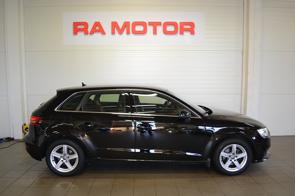 Audi A3 Sportback 1.5 TFSI COD 150hk Proline | PDC | 2018