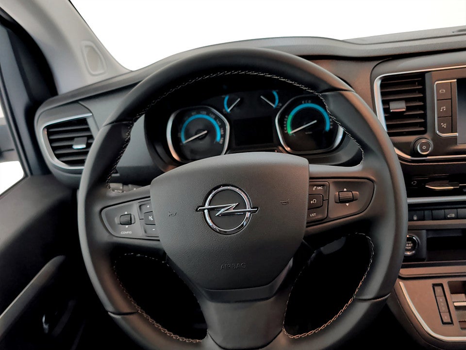 Bild på Opel e-Vivaro Premium L2 - OMGÅENDE LEVERANS!