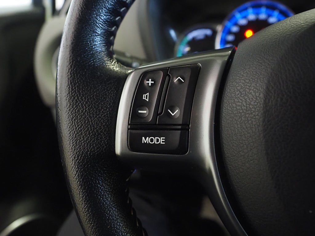 Toyota Yaris Hybrid e-CVT 101hk Edition Feel Backkamera