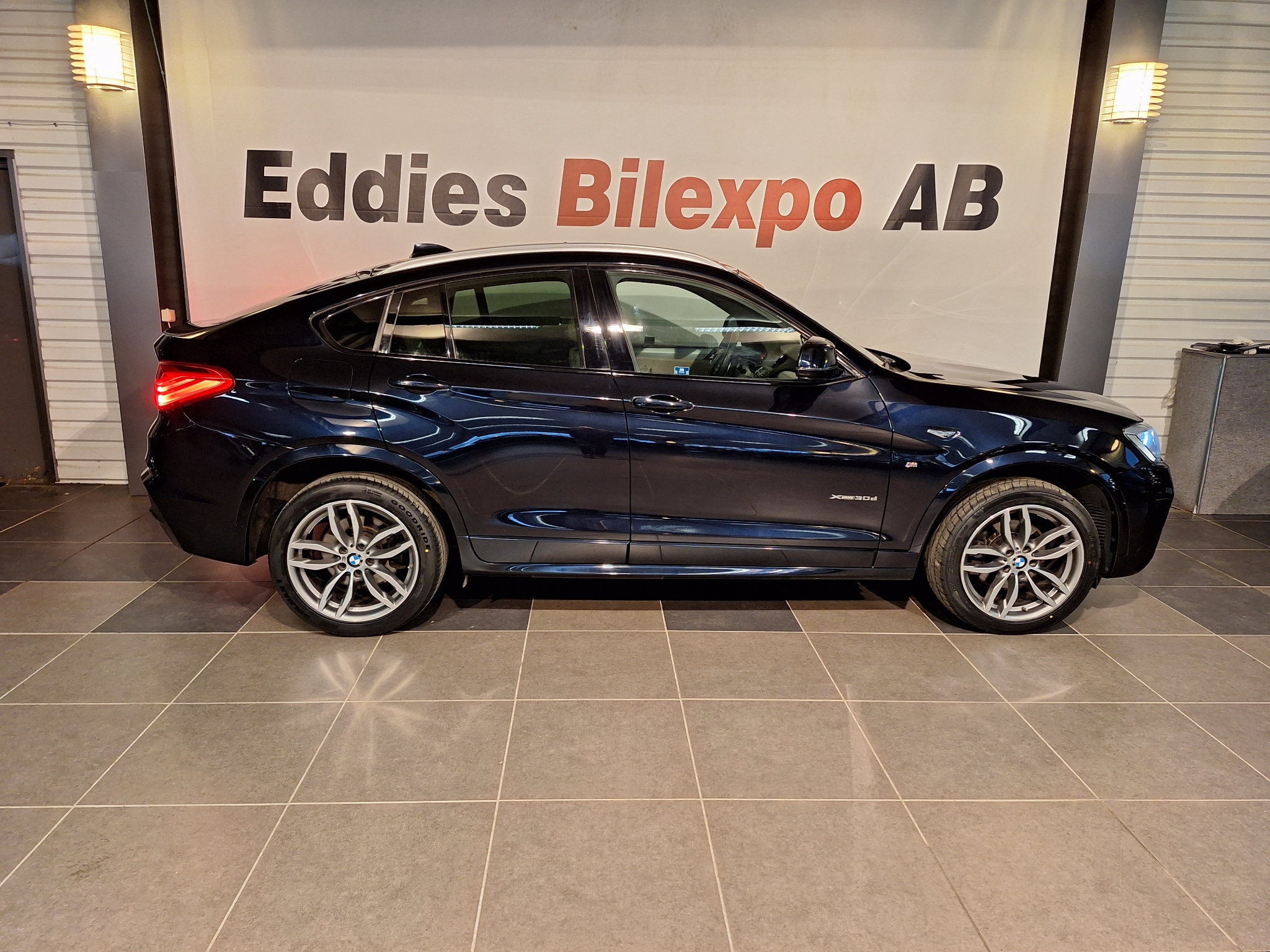 BMW X4 2016, bild 3/38