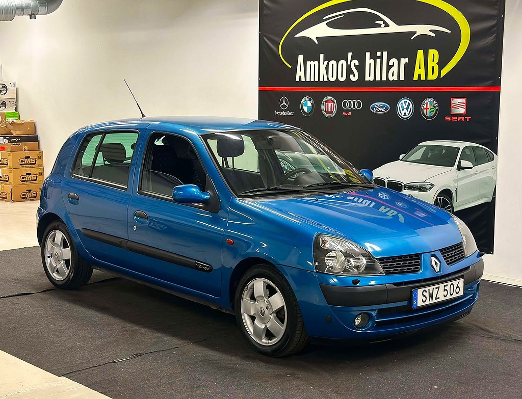 Renault Clio 5-dörrars Halvkombi 1.4 Privilege *Ränta 3.95%**