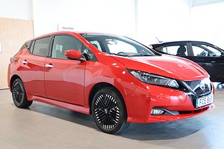 Halvkombi Nissan Leaf 4 av 23