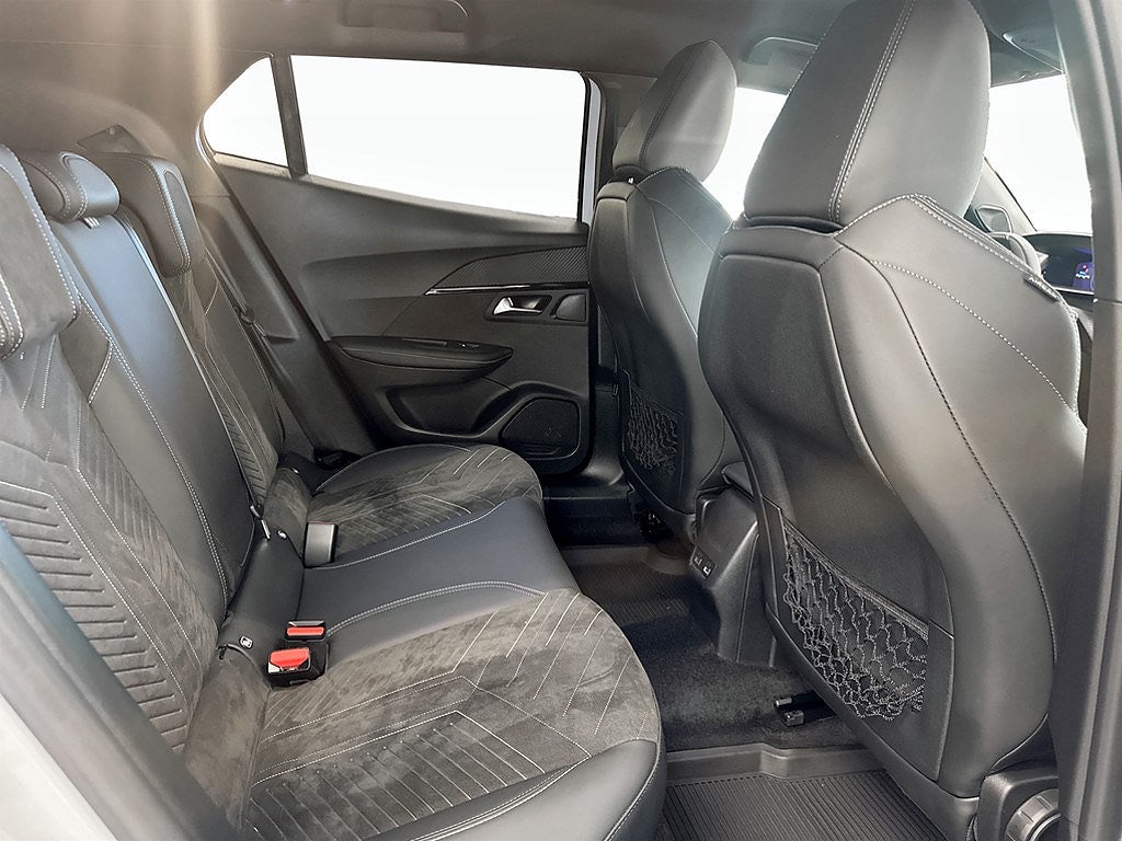 Bild på Peugeot 2008 GT 1.2 PT 130hk Aut - B-KAMERA, CARPLAY