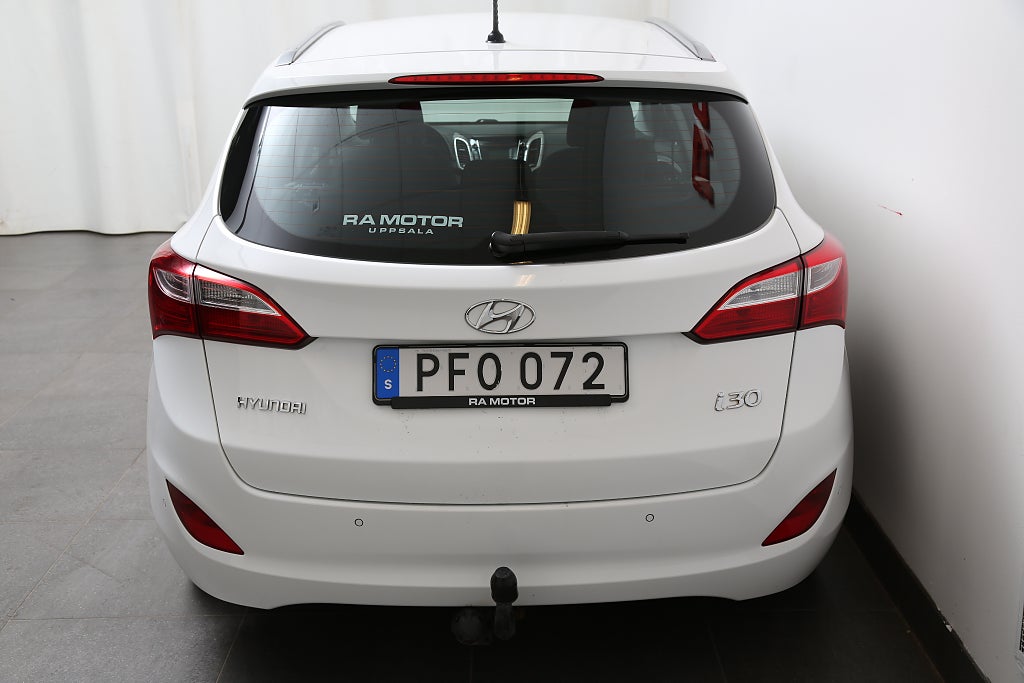 Hyundai i30 1,6 GDI 135hk Comfort Kombi 1ägare Dragkrok 2017