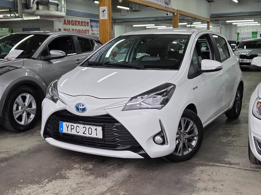 Toyota Yaris Hybrid e-CVT Active Euro 6 - 0% Ränta