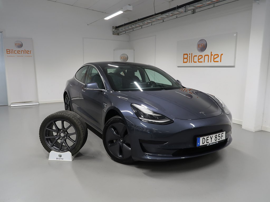 Tesla Model 3 Standard Range Plus Pano-Kamera-Skinn-SoV