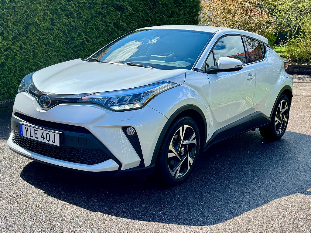 Toyota C-HR Hybrid 2.0 X-Edition JBL Teknikpaket  S-V däck