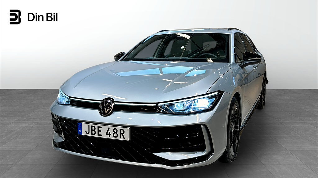 Volkswagen Passat TDI193 4M DSG R-line Black Style