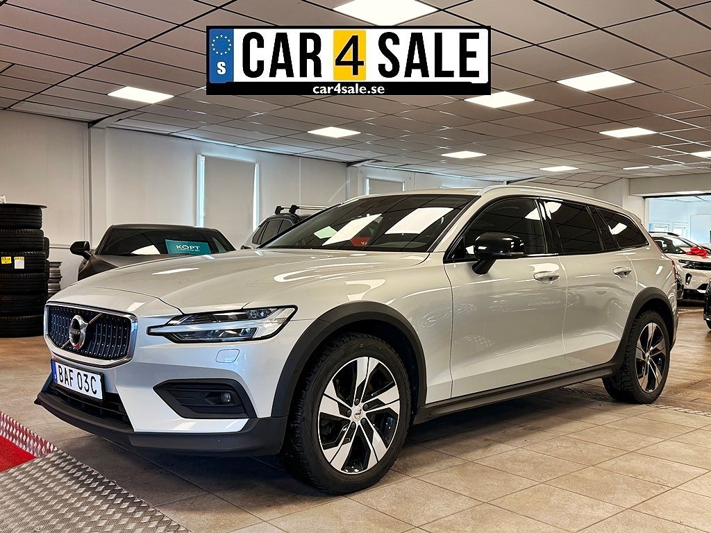 Volvo V60 Cross Country D4 AWD | Momentum | Carplay | Drag | On Call 