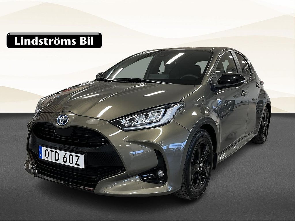 Toyota Yaris Hybrid Style 1.5 116hk V-Hjul Moms