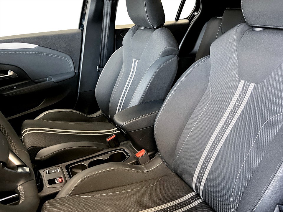 Bild på Opel Corsa GS 1.2 Turbo 100hk Aut B-KAMERA CARPLAY
