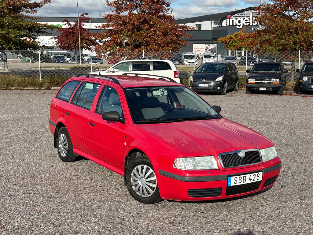 Skoda Octavia Tour Kombi 1.6 MPI Euro 4