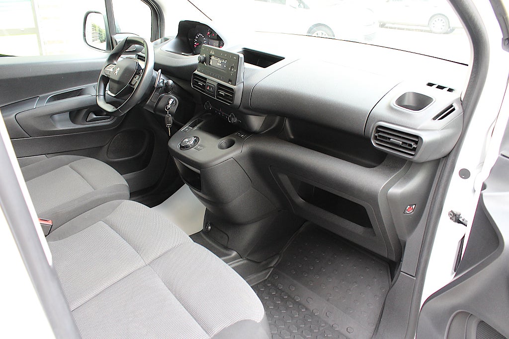 Peugeot Partner 2021 - miniatyr 13