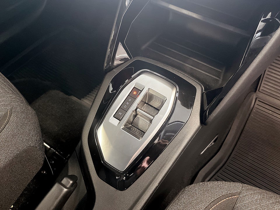 Bild på Peugeot 208 Style Hybrid 100hk Aut CARPLAY BACKSENSORER
